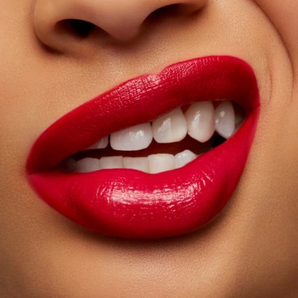 2 MAC Love Me Liquid Lipcolours Hey, Good Looking! - Picture 8 of 10